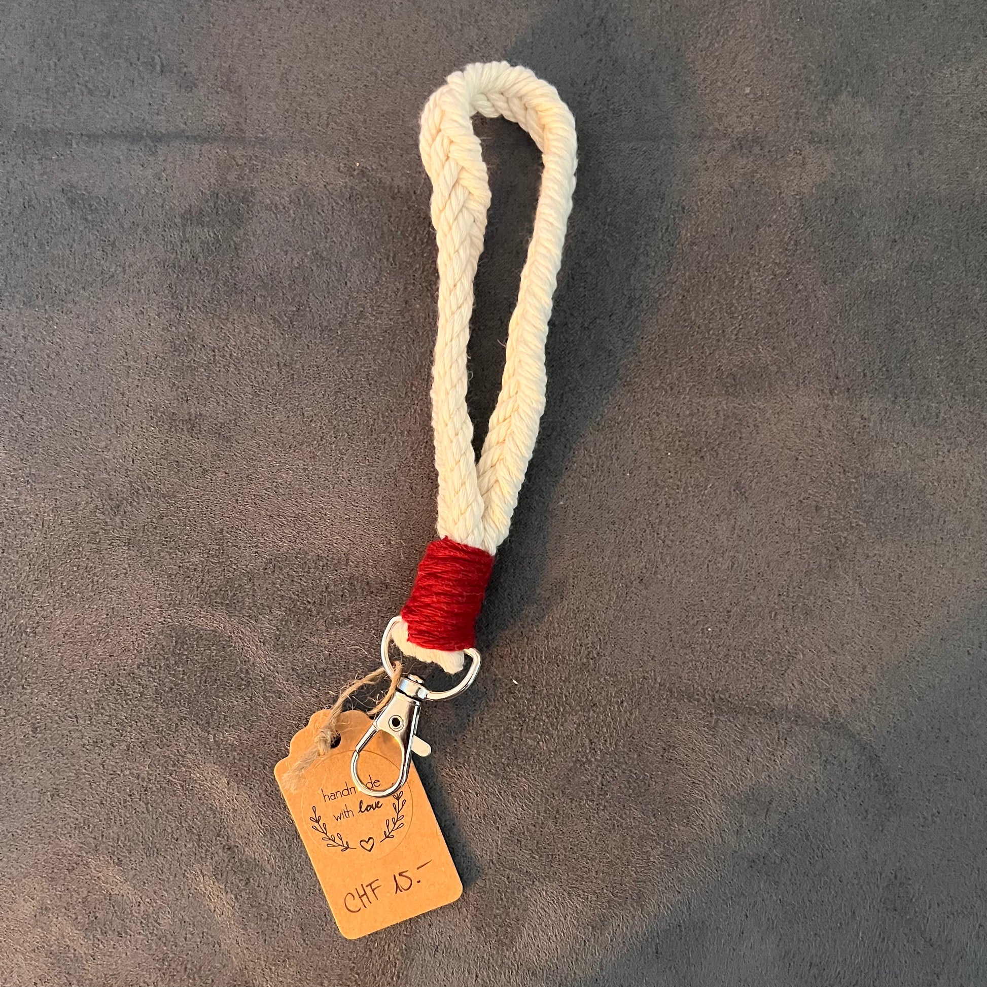 Geflochtene Handschlaufe aus Makramee-Garn