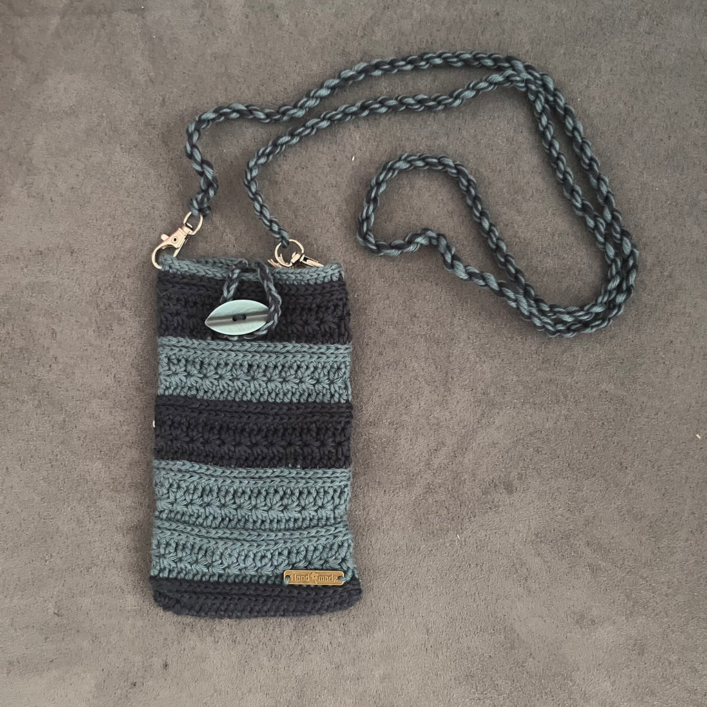 Stilvoll, handgemacht und immer dabei – gehäkelten Handytaschen mit Bändel