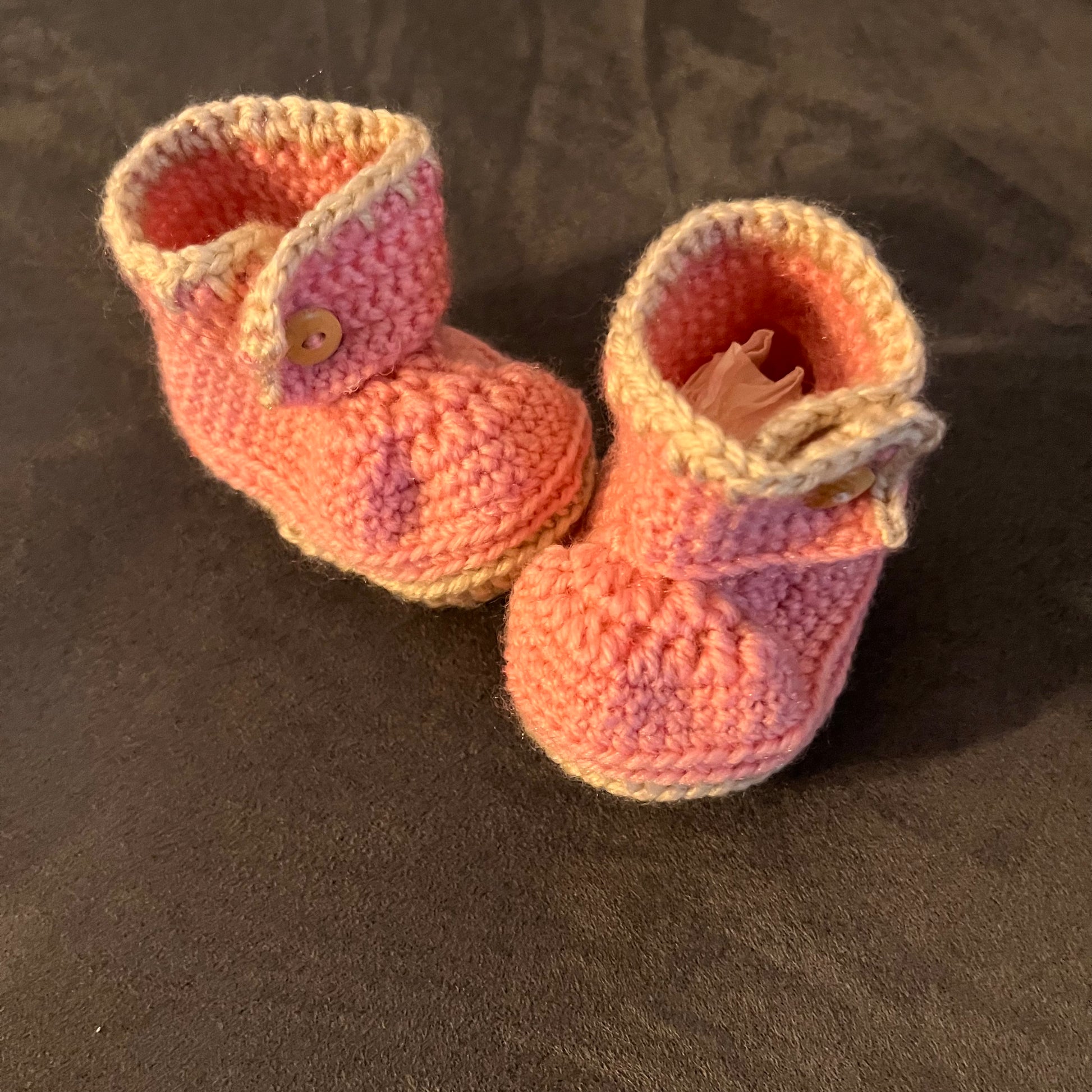 Set „Kleines Bärchen“ in Beige & Pink — sanfte Begleitung für die Allerkleinsten