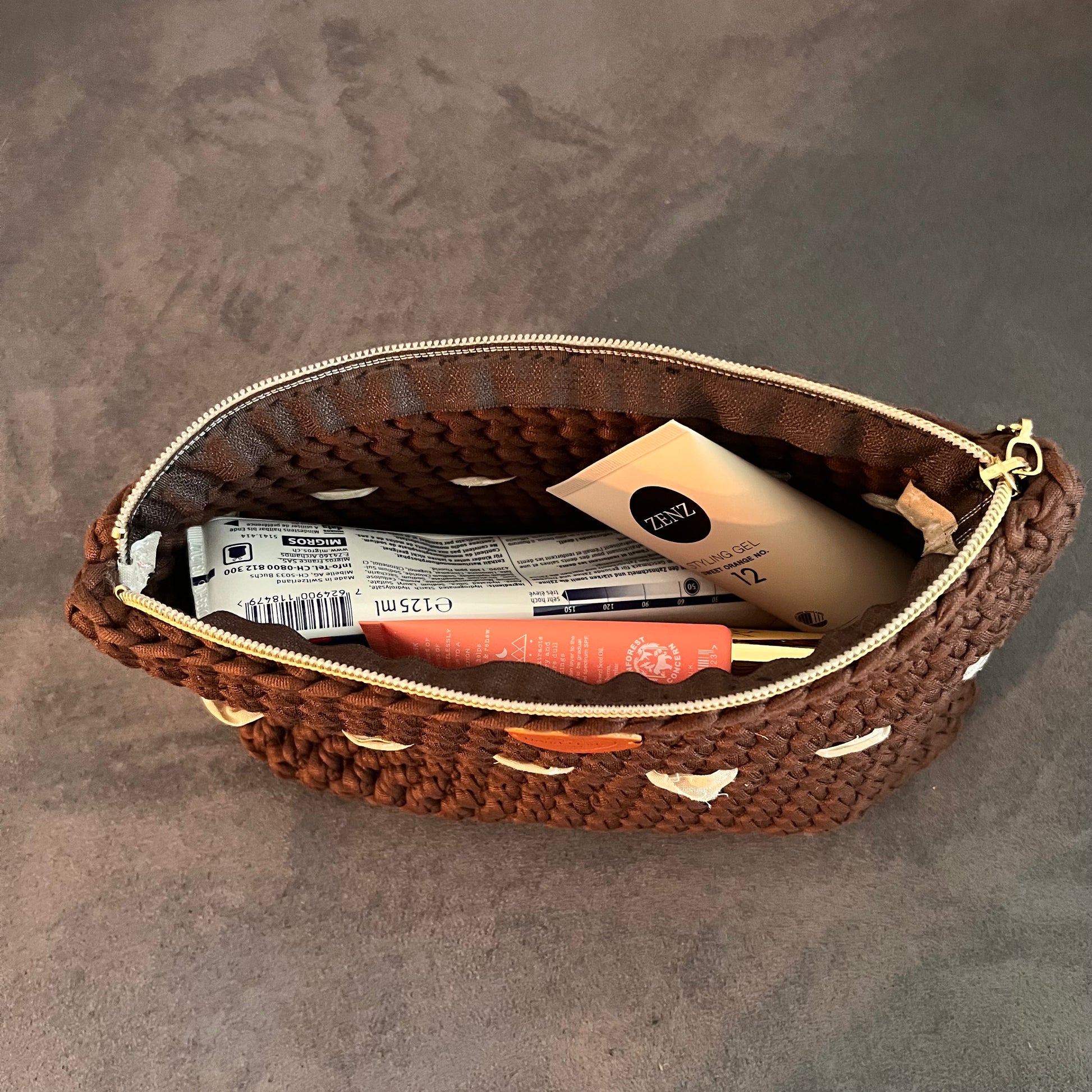 Handgehäkelte Kosmetiktasche aus T-Shirt-Garn – robust, stylisch &amp; individuell