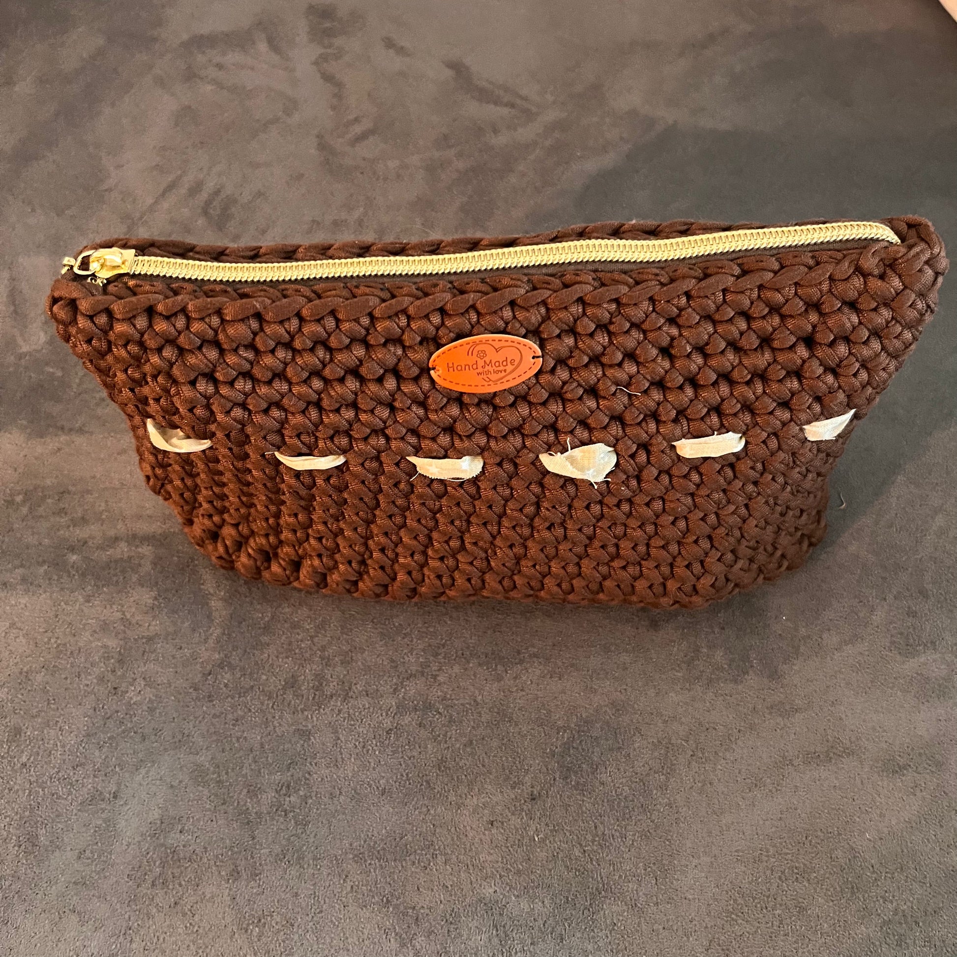 Handgehäkelte Kosmetiktasche aus T-Shirt-Garn – robust, stylisch &amp; individuell