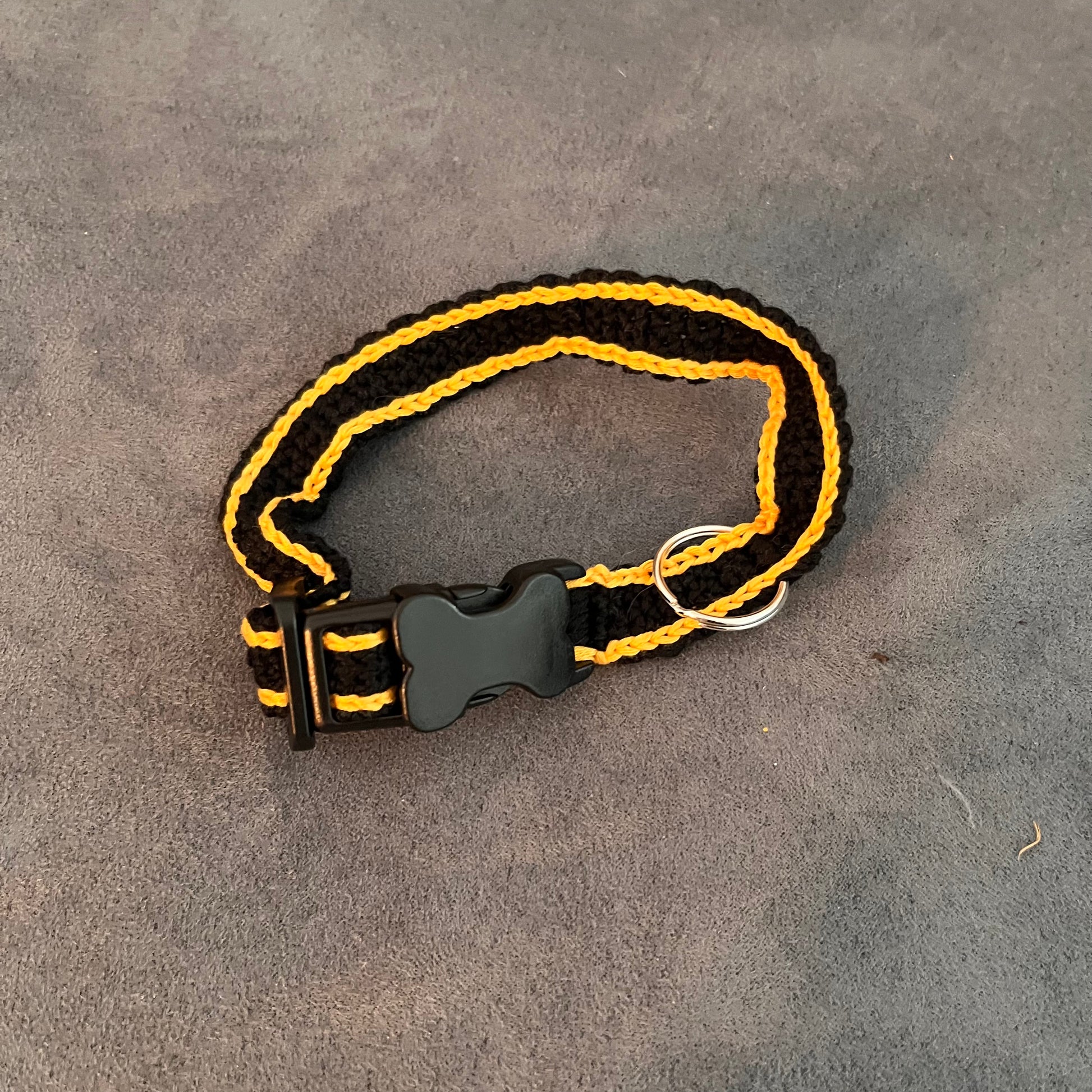 Handgemachte Hundeleine & Halsband-Set – stilvoll, bequem & praktisch