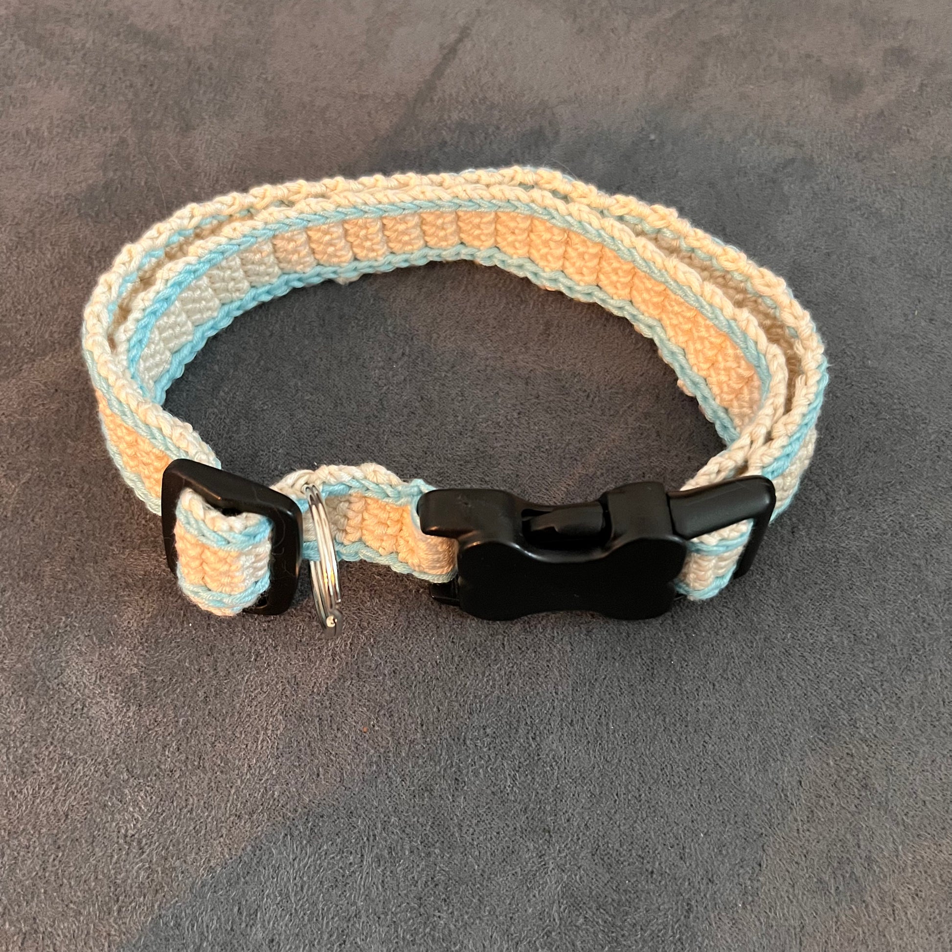 Handgemachte Hundeleine & Halsband-Set – stilvoll, bequem & praktisch