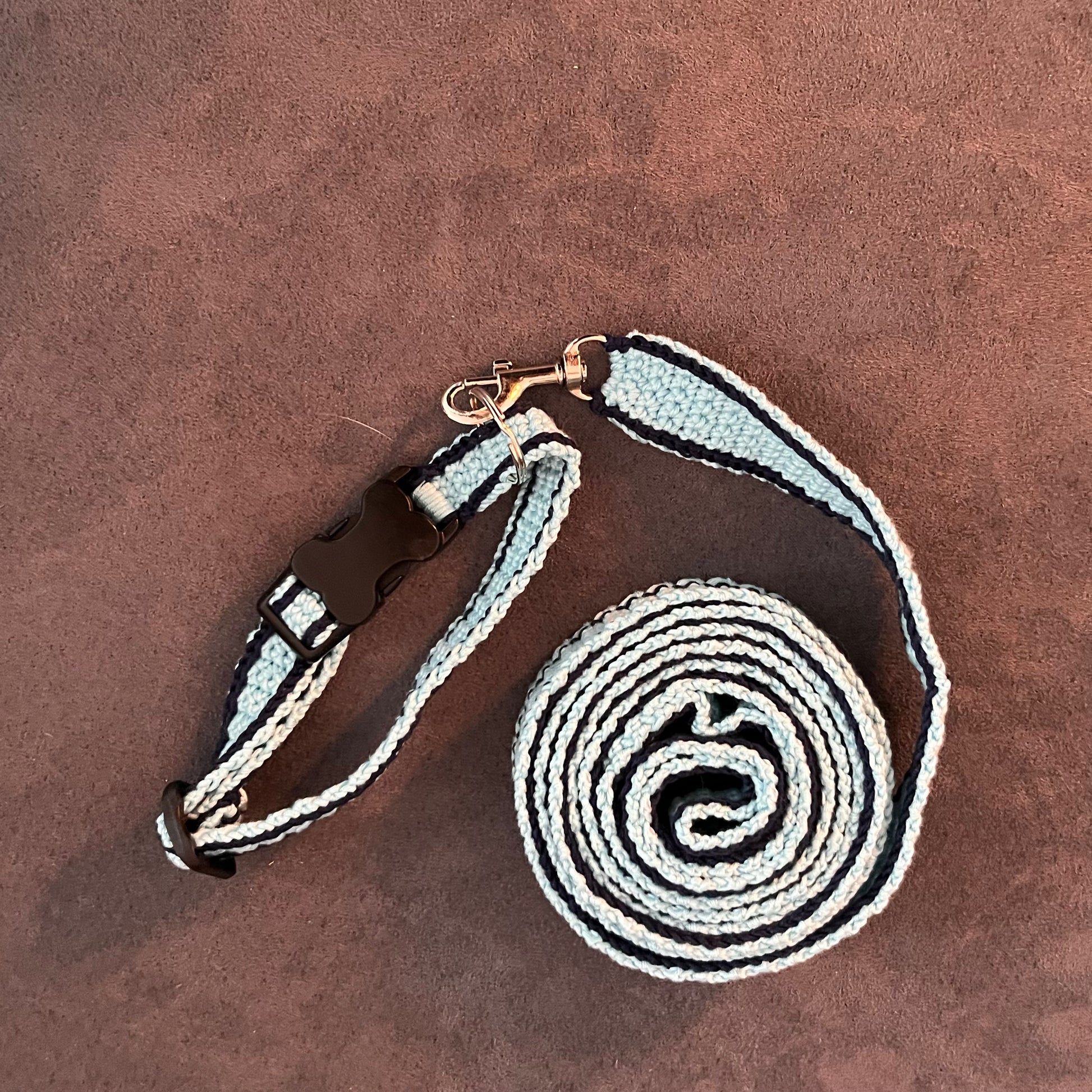 Handgemachte Hundeleine & Halsband-Set – stilvoll, bequem & praktisch