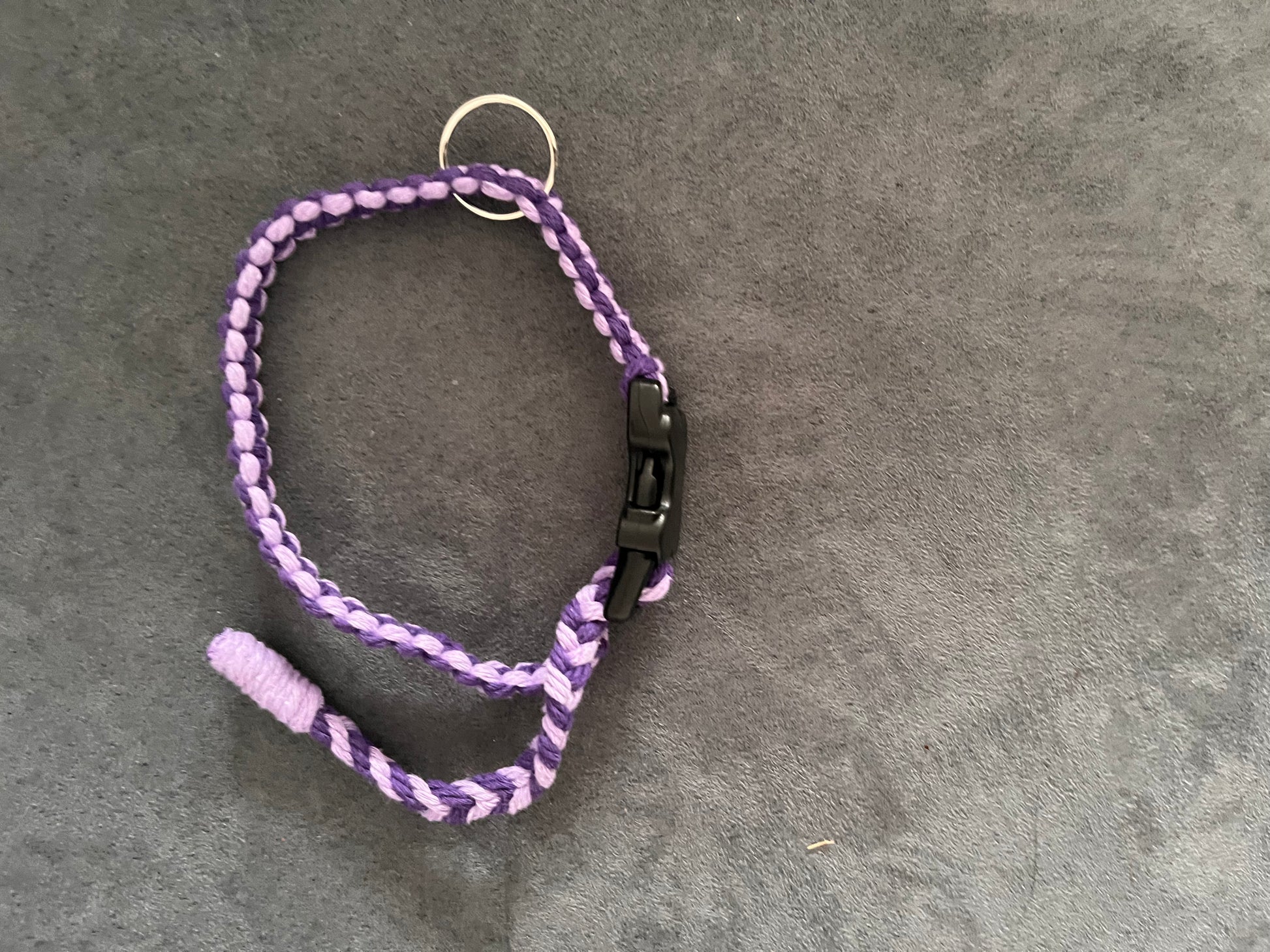 Set aus geknüpfter Hundeleine mit passendem Halsband (beides grössenverstellbar)