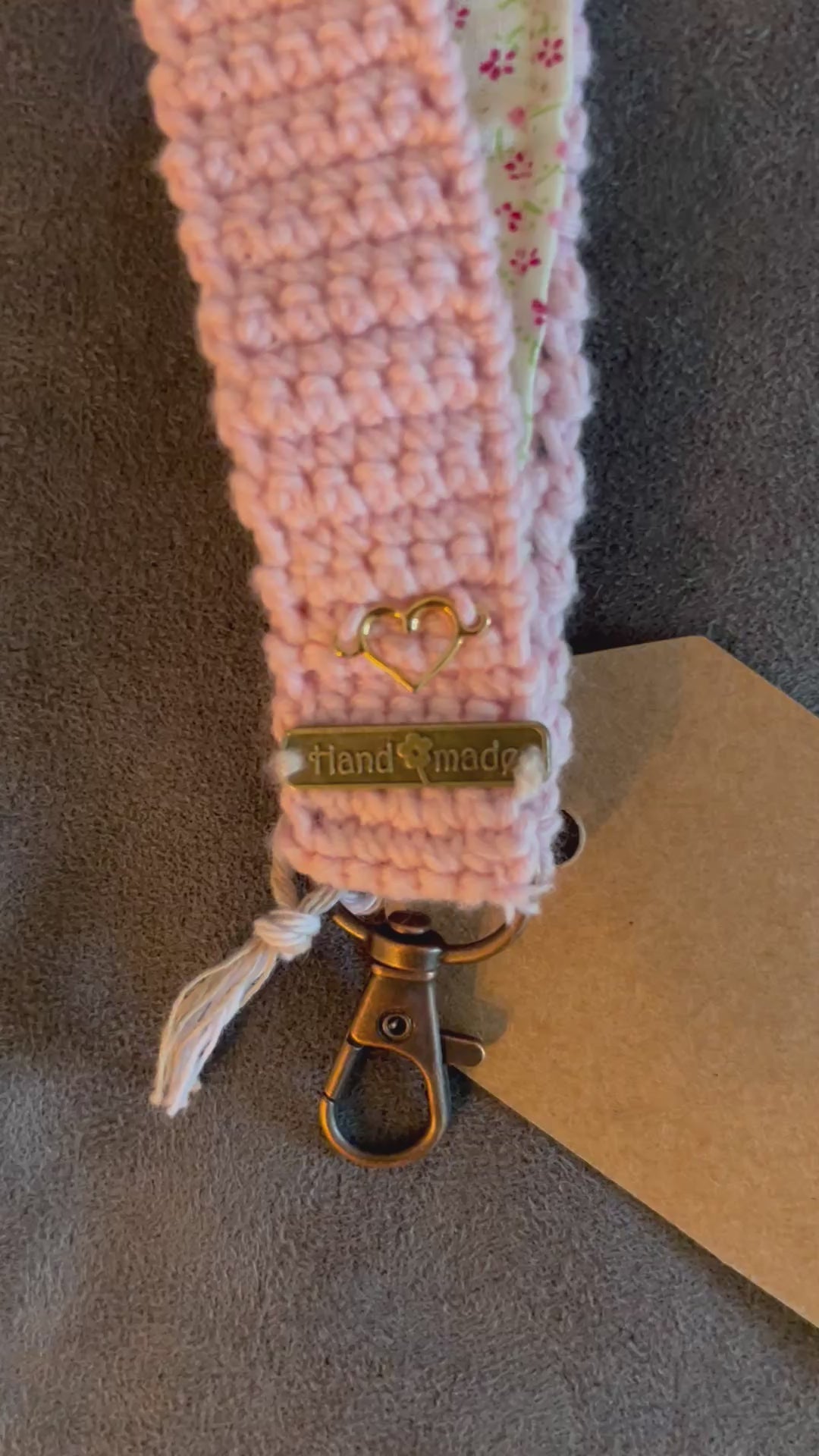 Gehäkelte Handykette - Elegant und verspielt in einem
